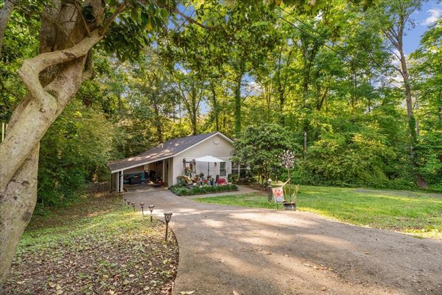 615 Wooded Hills Drive, Dalton, GA 30721