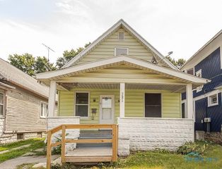 921 Butler Street, Toledo, OH 43605