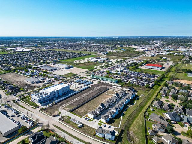 6702 Metro Blvd 6, Houston, TX 77083