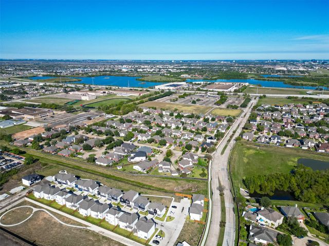 6702 Metro Blvd 6, Houston, TX 77083