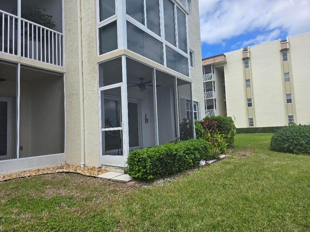 646 Snug Harbor Drive H101, Boynton Beach, FL 33435