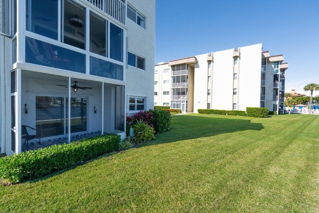 646 Snug Harbor Drive H101, Boynton Beach, FL 33435