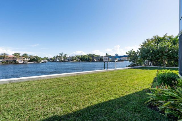 646 Snug Harbor Drive H101, Boynton Beach, FL 33435