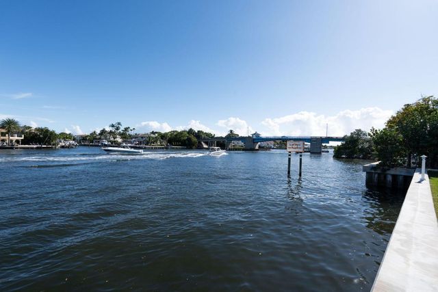 646 Snug Harbor Drive H101, Boynton Beach, FL 33435