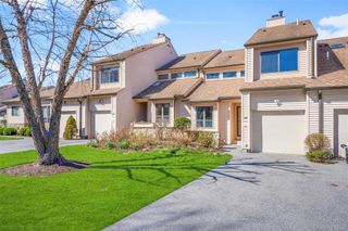 78 Hudson Watch Drive, Ossining, NY 10562