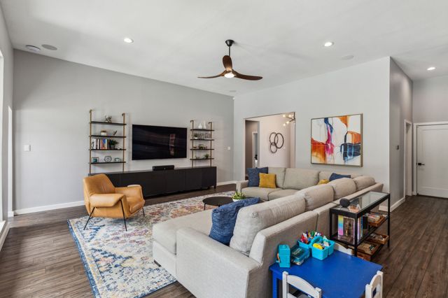 7306 Hiddencreek Drive, Dallas, TX 75252