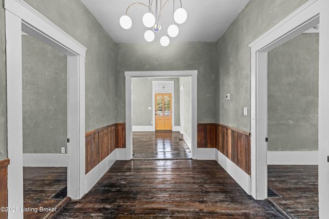 857 Leestown Ln, Frankfort, KY 40601