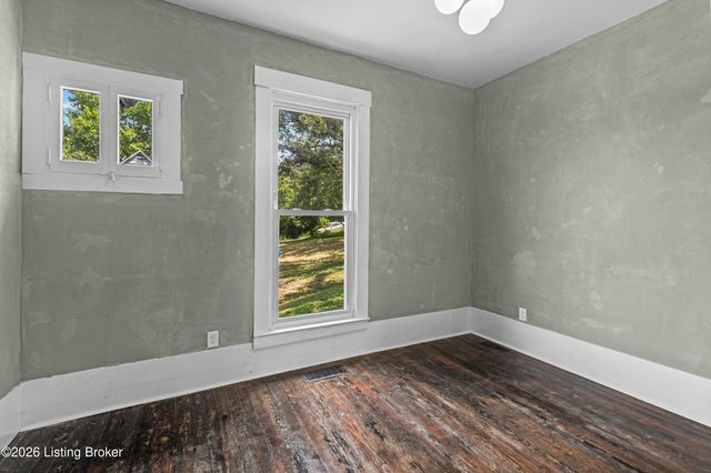 857 Leestown Ln, Frankfort, KY 40601