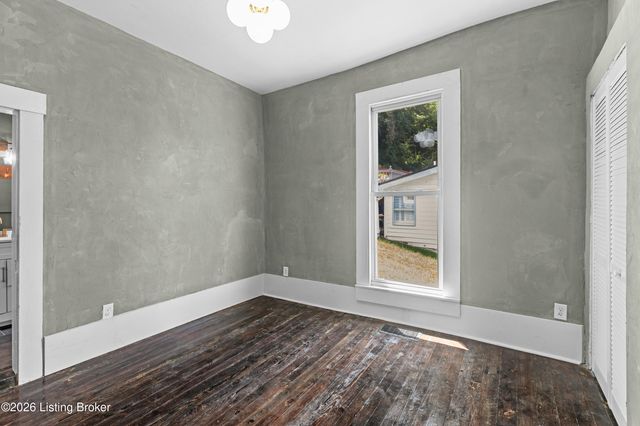 857 Leestown Ln, Frankfort, KY 40601
