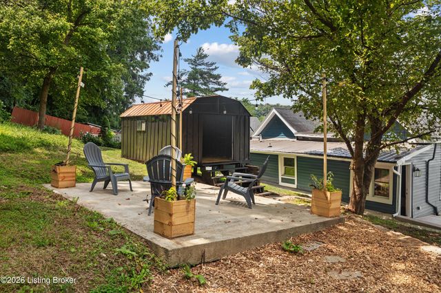 857 Leestown Ln, Frankfort, KY 40601