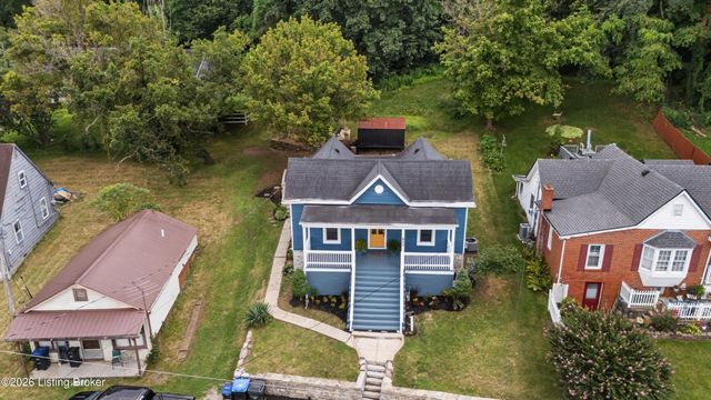 857 Leestown Ln, Frankfort, KY 40601
