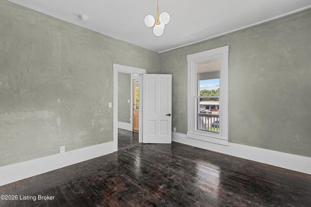 857 Leestown Ln, Frankfort, KY 40601