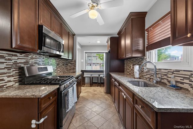 22 Kenneth Avenue, North Bellmore, NY 11710