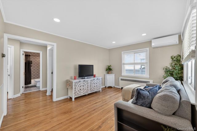 22 Kenneth Avenue, North Bellmore, NY 11710