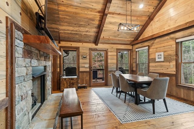 15 Bootleg Mountain Road, Morganton, GA 30560