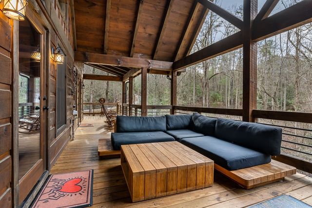 15 Bootleg Mountain Road, Morganton, GA 30560