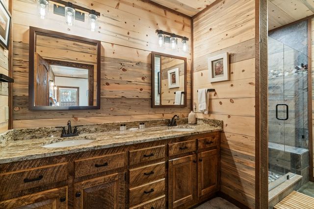 15 Bootleg Mountain Road, Morganton, GA 30560