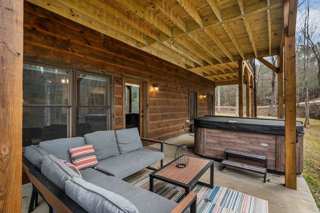 15 Bootleg Mountain Road, Morganton, GA 30560