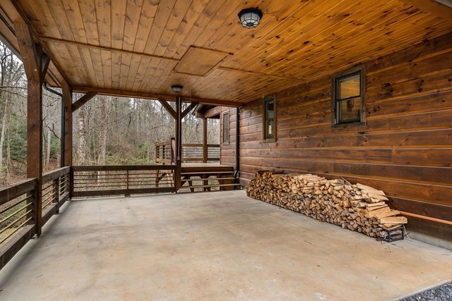 15 Bootleg Mountain Road, Morganton, GA 30560