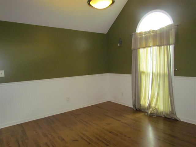 3428 Clearwater Drive, Clarksville, TN 37042