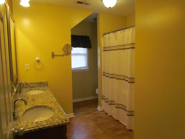 3428 Clearwater Drive, Clarksville, TN 37042