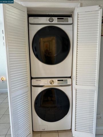 4 Sheffield Ct, San Pablo, CA 94806