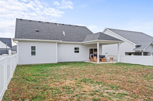 5901 HUNTINGTON CT, Columbia, MO 65202