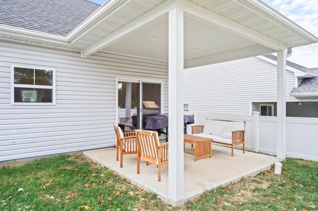 5901 HUNTINGTON CT, Columbia, MO 65202