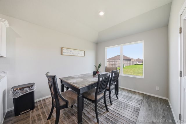 8508 E 162nd Place S, Bixby, OK 74008
