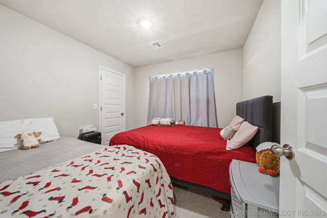 8508 E 162nd Place S, Bixby, OK 74008