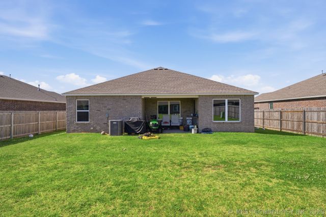 8508 E 162nd Place S, Bixby, OK 74008