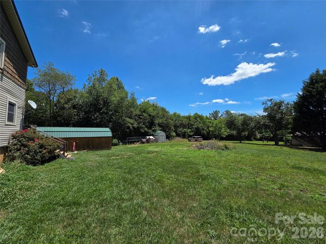 3030 Jones Wade Road, Hudson, NC 28638