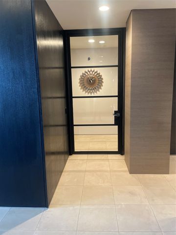 1717 Arts Plaza 1910, Dallas, TX 75201