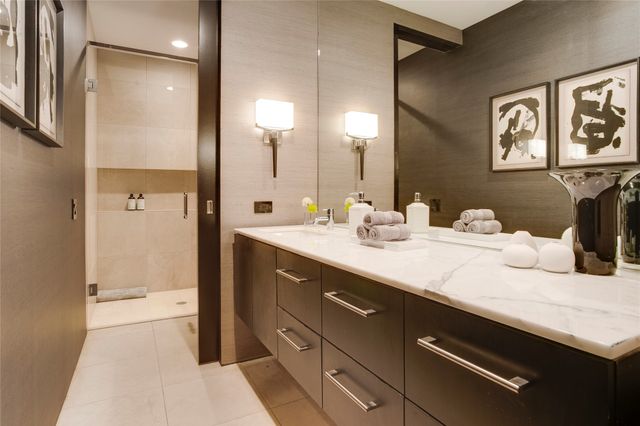 1717 Arts Plaza 1910, Dallas, TX 75201