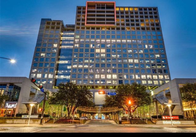 1717 Arts Plaza 1910, Dallas, TX 75201