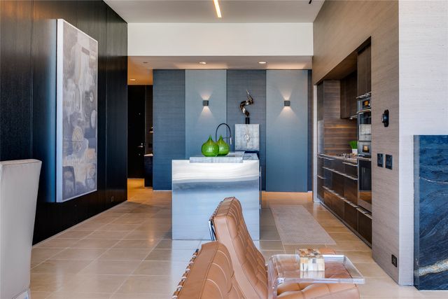 1717 Arts Plaza 1910, Dallas, TX 75201