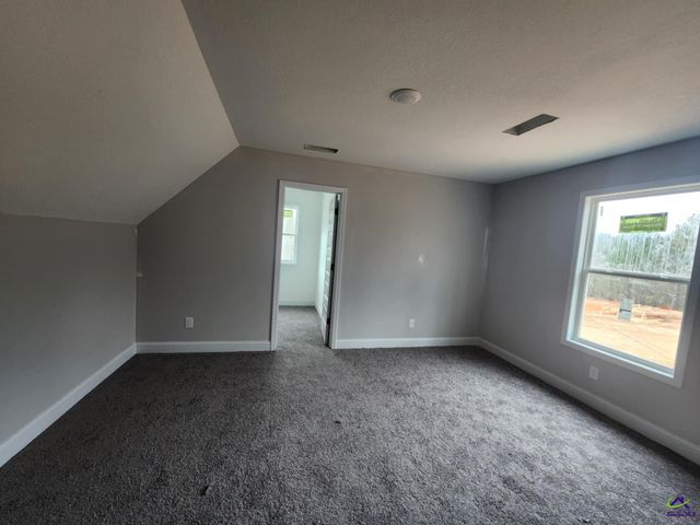 111 Silver Maple, Byron, GA 31008