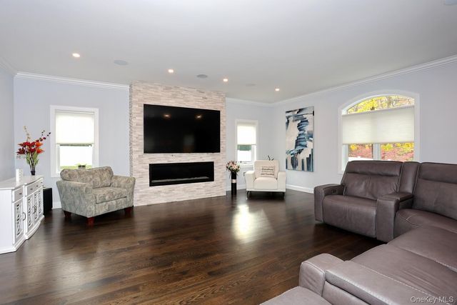 75 Campbell Avenue, Suffern, NY 10901