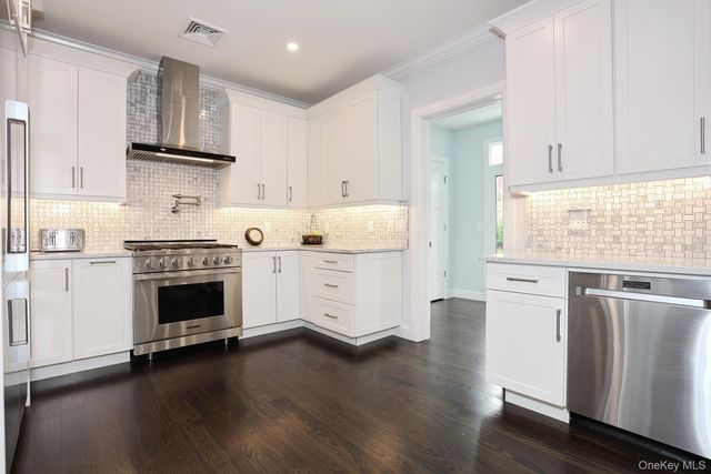 75 Campbell Avenue, Suffern, NY 10901