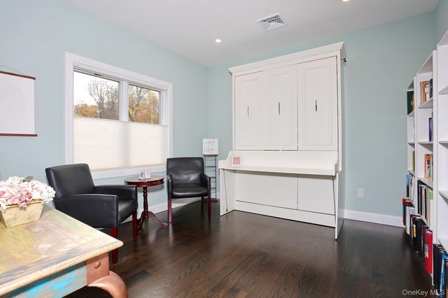 75 Campbell Avenue, Suffern, NY 10901