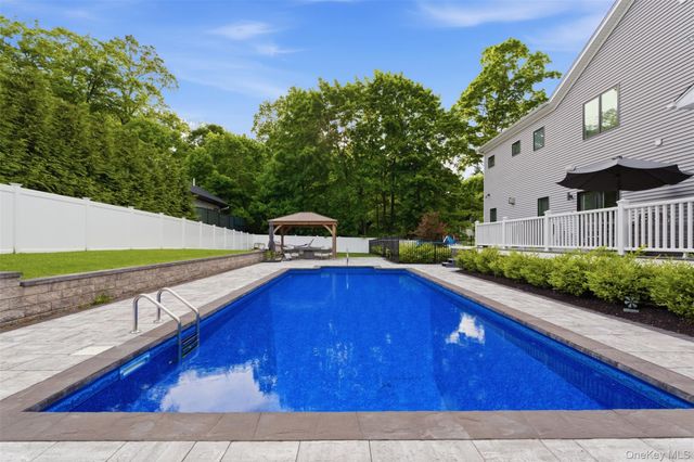 75 Campbell Avenue, Suffern, NY 10901