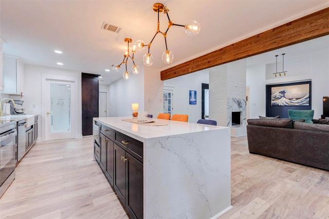 11811 Spruce Hill Drive, Houston, TX 77077