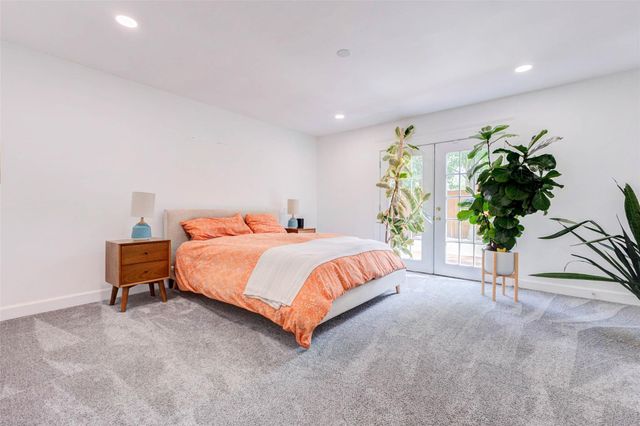 11811 Spruce Hill Drive, Houston, TX 77077