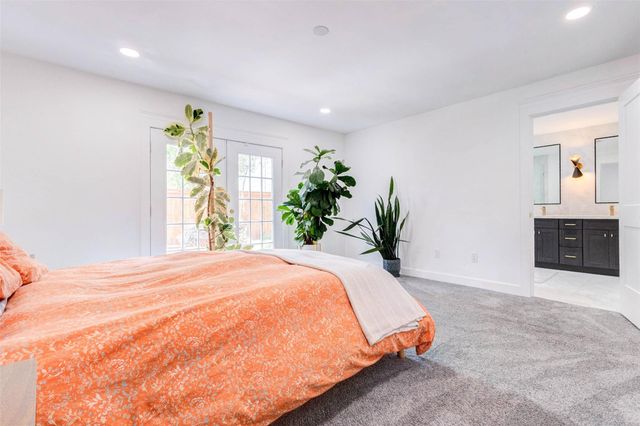 11811 Spruce Hill Drive, Houston, TX 77077