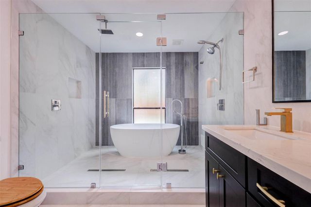 11811 Spruce Hill Drive, Houston, TX 77077