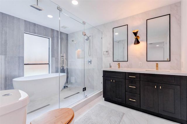 11811 Spruce Hill Drive, Houston, TX 77077