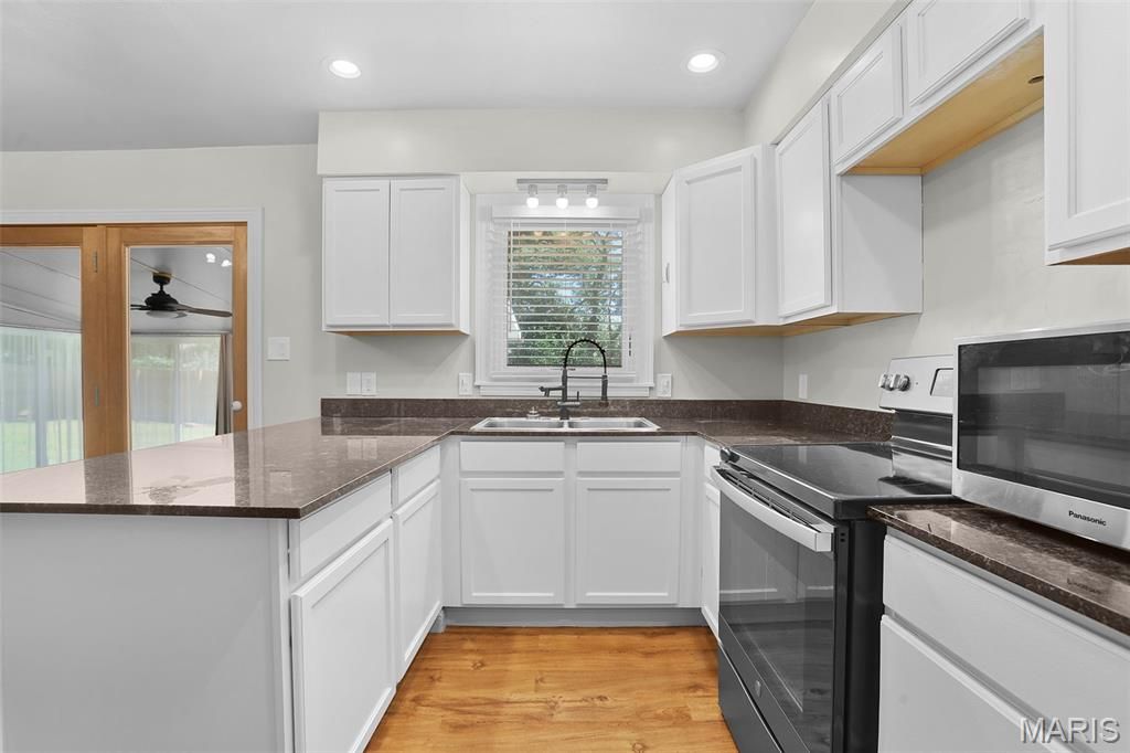 Image 14 of property listing at 1217 E Nicholas Street, Carlinville, IL 62626