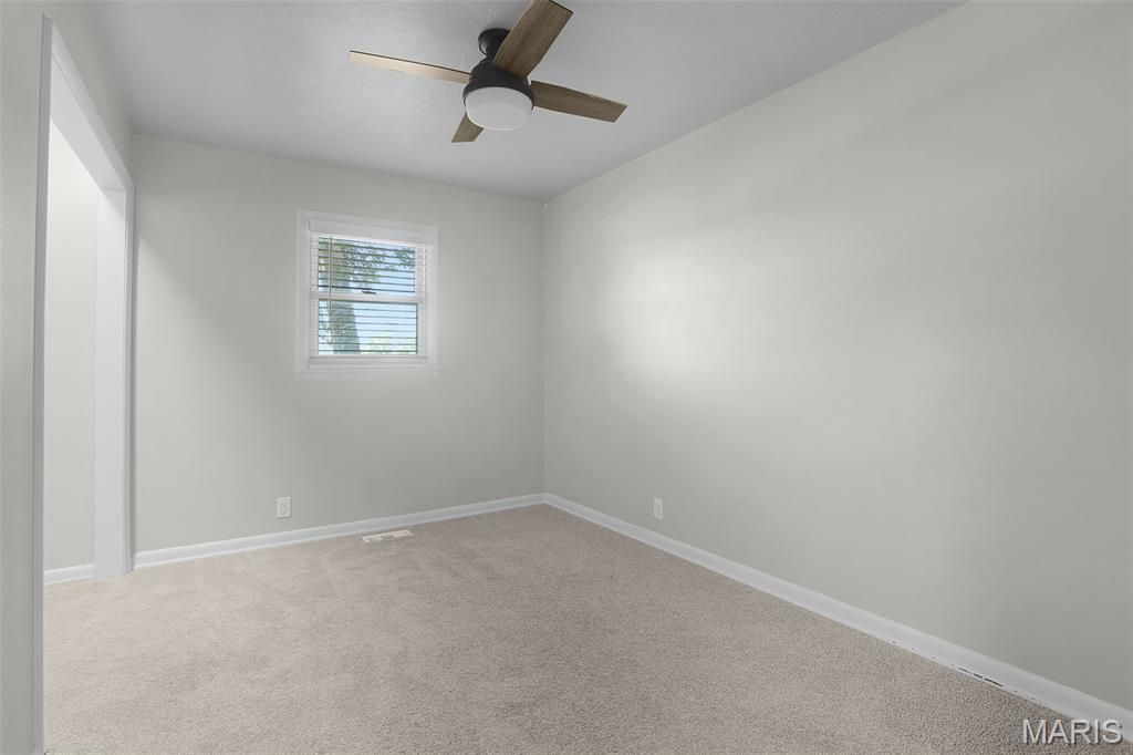 Image 20 of property listing at 1217 E Nicholas Street, Carlinville, IL 62626