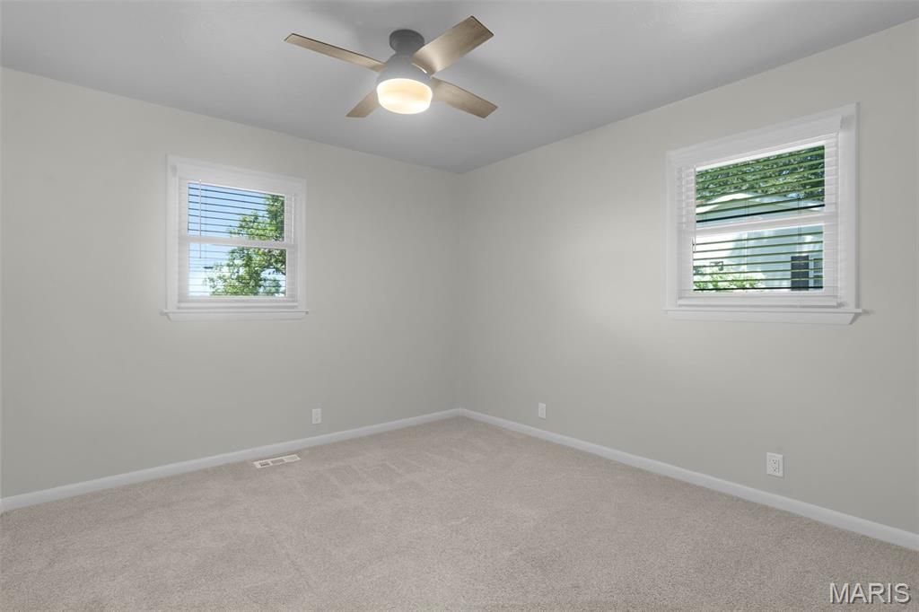 Image 21 of property listing at 1217 E Nicholas Street, Carlinville, IL 62626