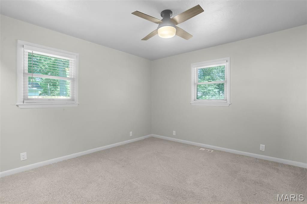 Image 22 of property listing at 1217 E Nicholas Street, Carlinville, IL 62626